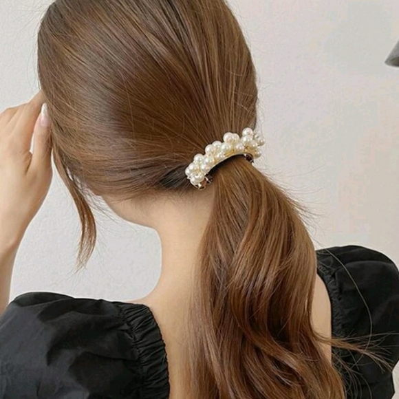 Faux Pearl Hair Clip - Picture 8 of 8